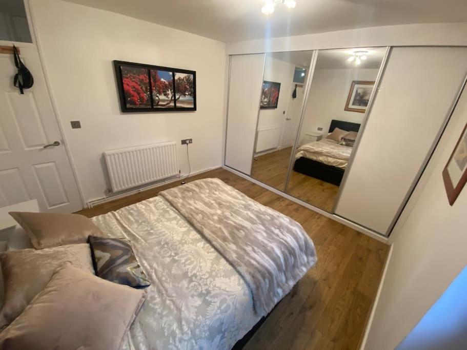 London City Retreat Escape In Oval - Elephant & Castle المظهر الخارجي الصورة