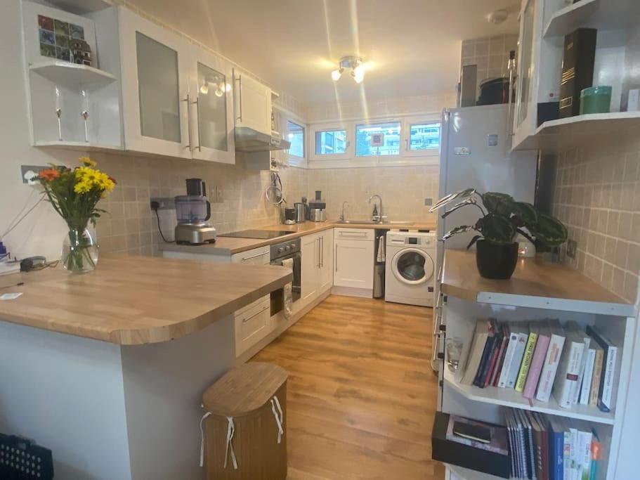 London City Retreat Escape In Oval - Elephant & Castle المظهر الخارجي الصورة